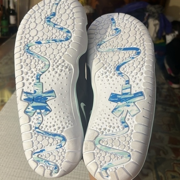 Nike "Zoom Pulse" UNISEX Nurse Shoes/Sneakers size 42.5 /9 men , or 9.5-10 women - Picture 9 of 11